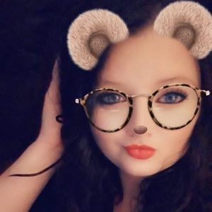 Meet your Posher, Gina